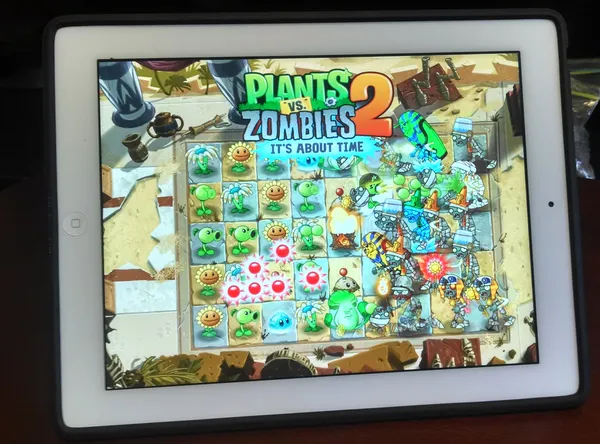 game offline iOS - Plants vs Zombies 2